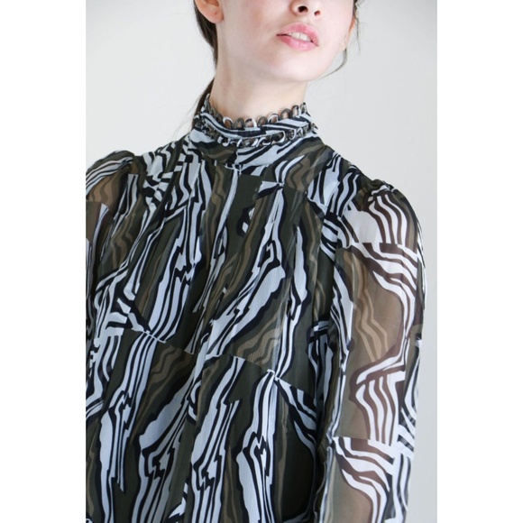 Apiece Apart La Sierra Dress in Wild Earth - Picture 13 of 16